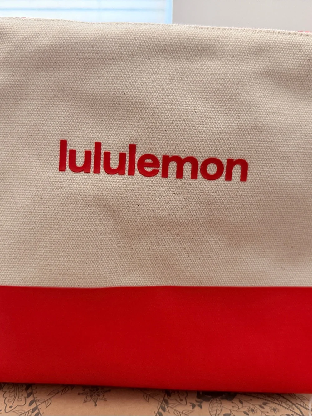 Lululemon Canvas Pouch *NWT*